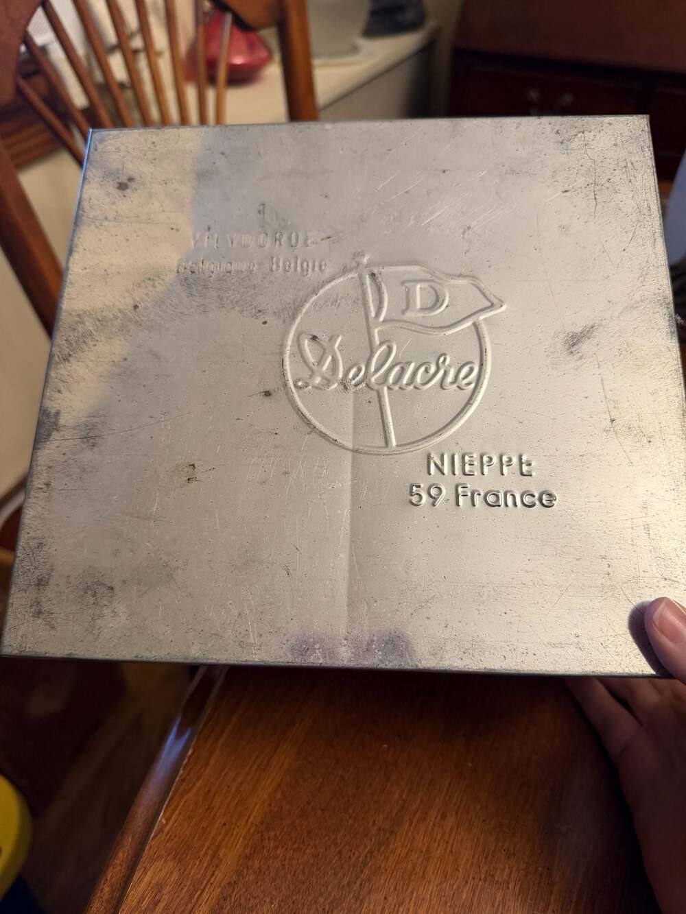 Delacre Vintage Metal Biscuit Tin Box Nieppe 59 France